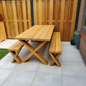 picknicktafel met kruispoten